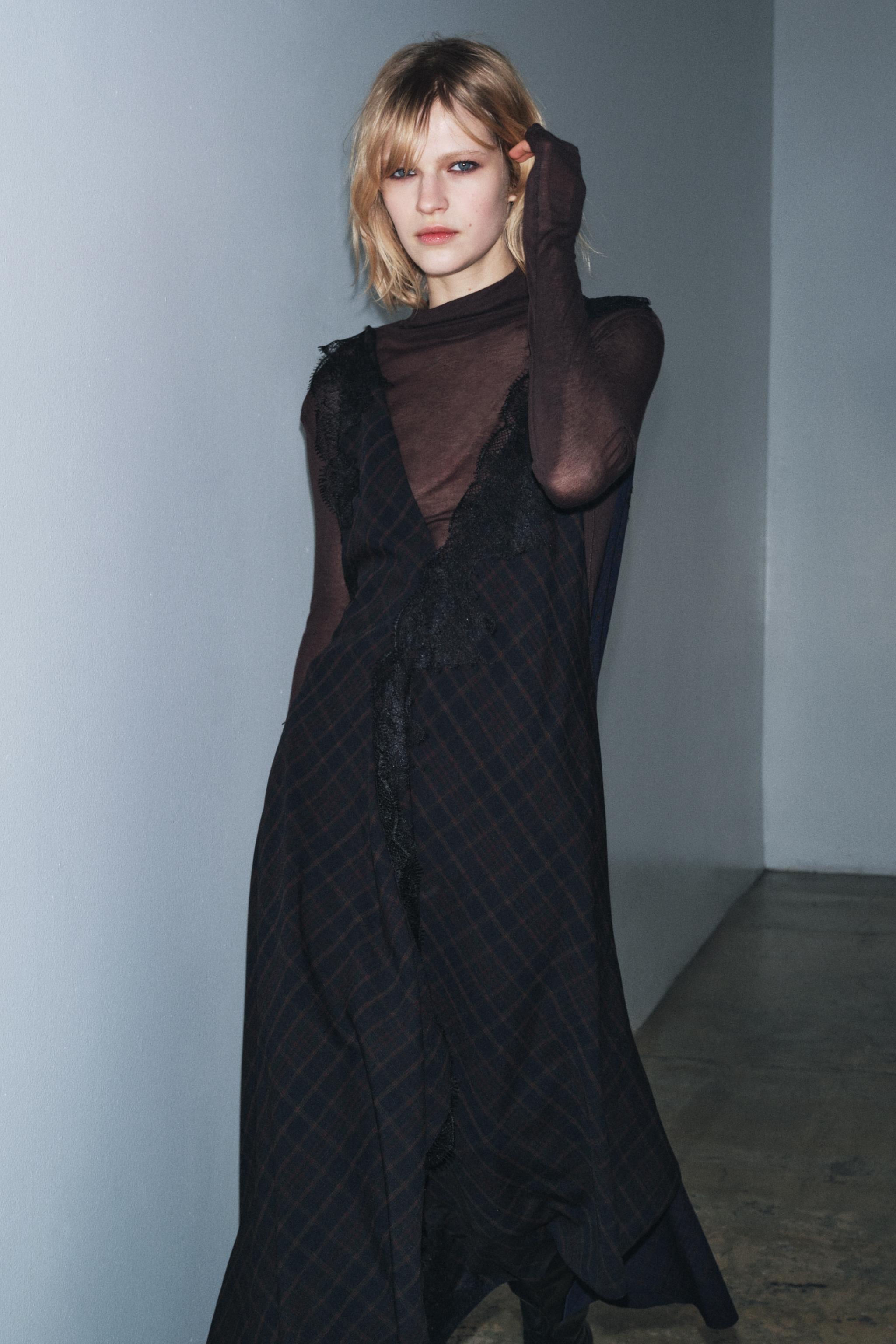 ROBE EN MATIÈRES VARIÉES ET DENTELLE ZW COLLECTION LIMITED EDITION